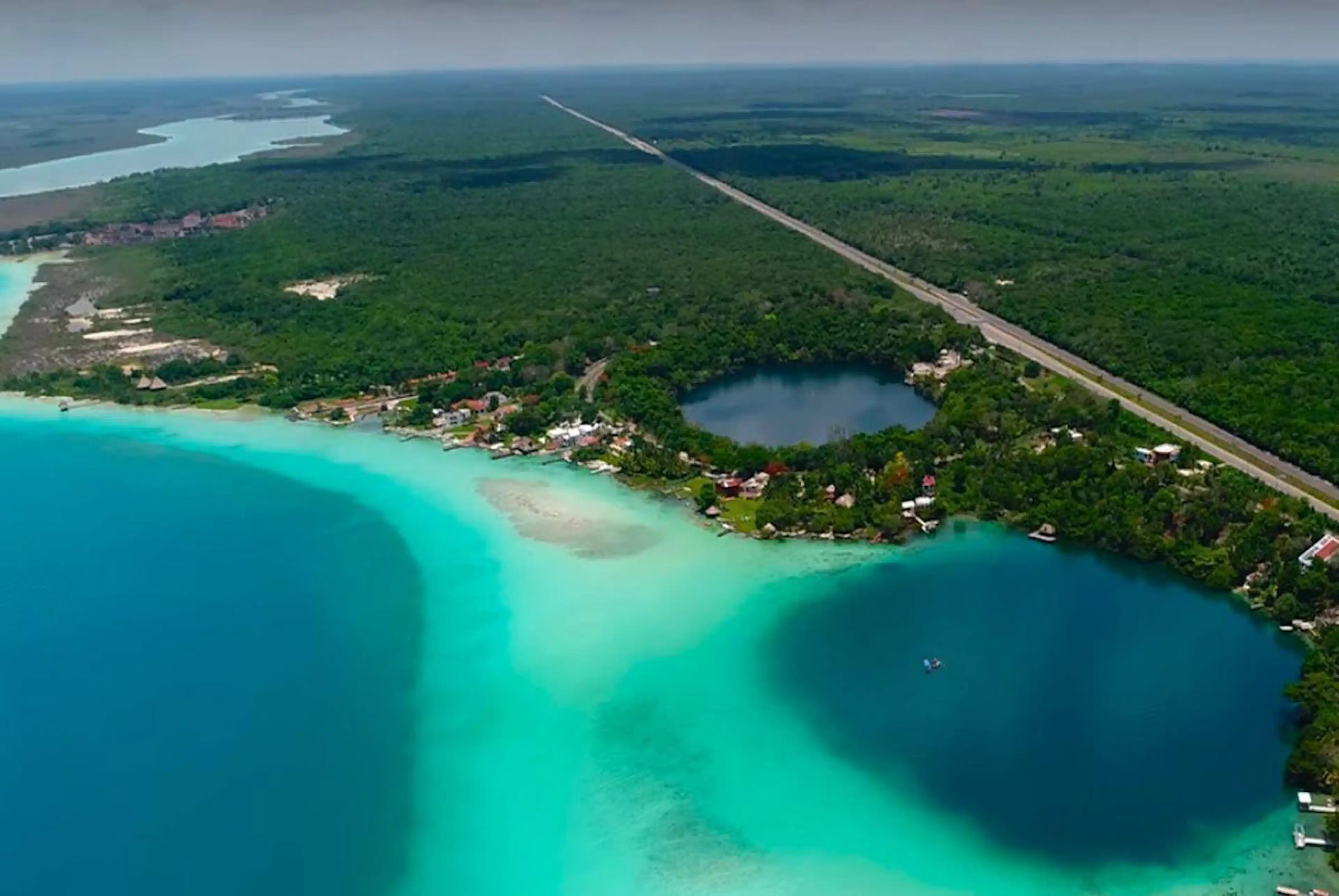 Terreno De Uso TurÍstico En Venta Frente A La Laguna De Bacalar