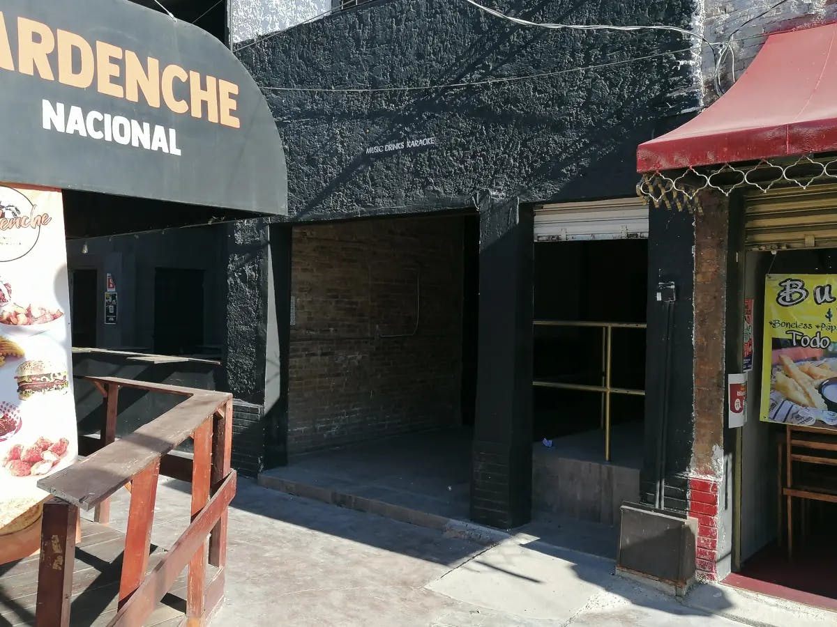 Local Comercial Spot2