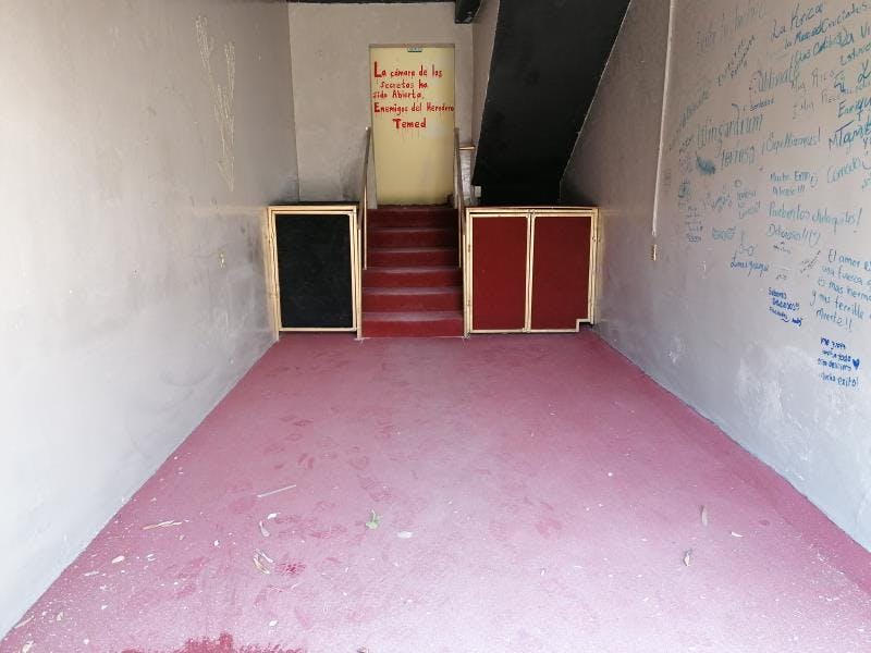 Local Comercial Spot2