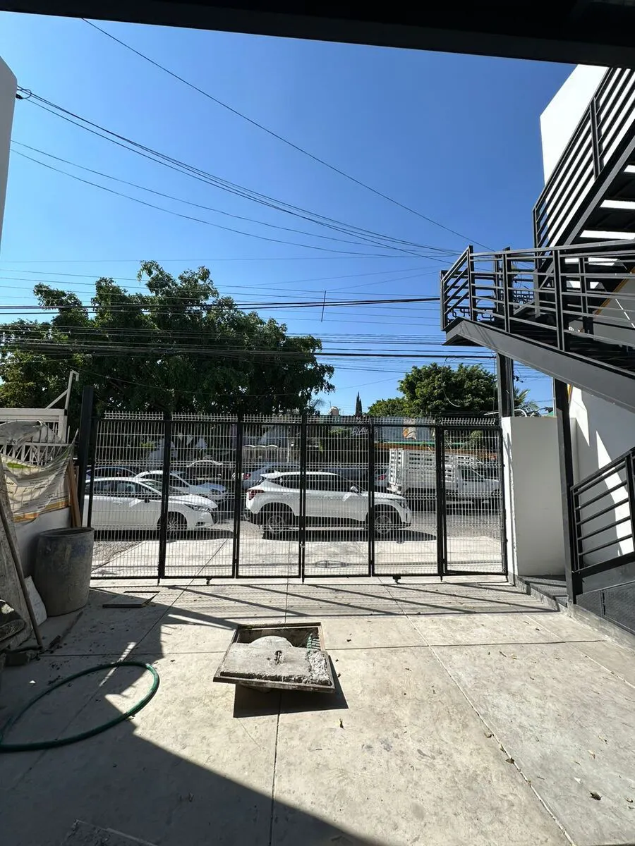 Local Comercial Spot2