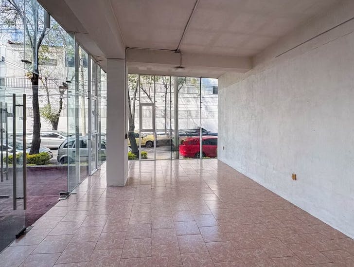 Local Comercial Spot2