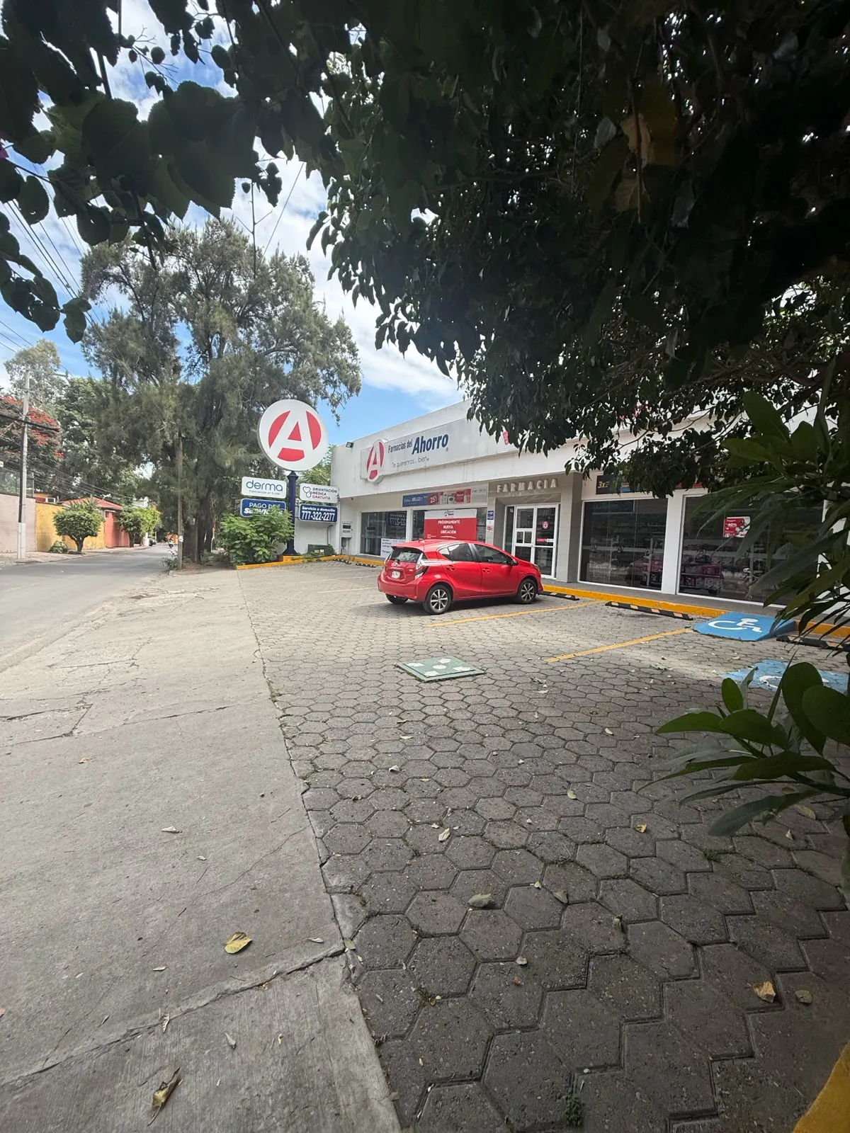 Local Comercial Spot2