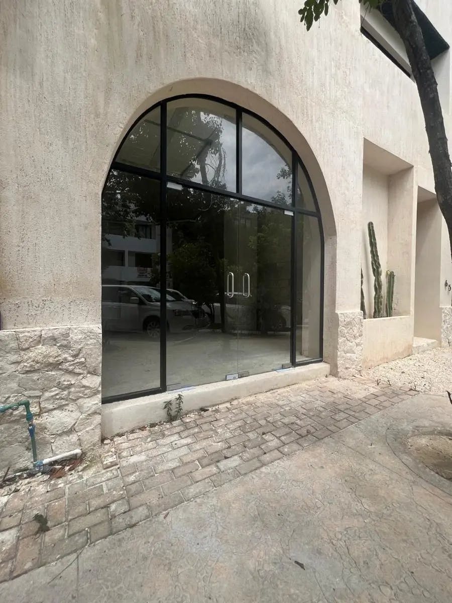 Local Comercial Spot2