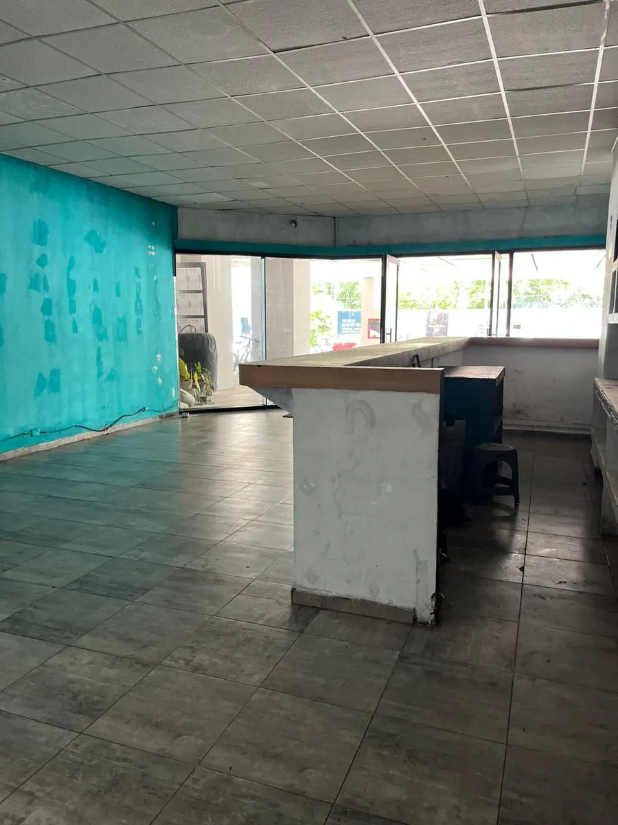 Local Comercial Spot2