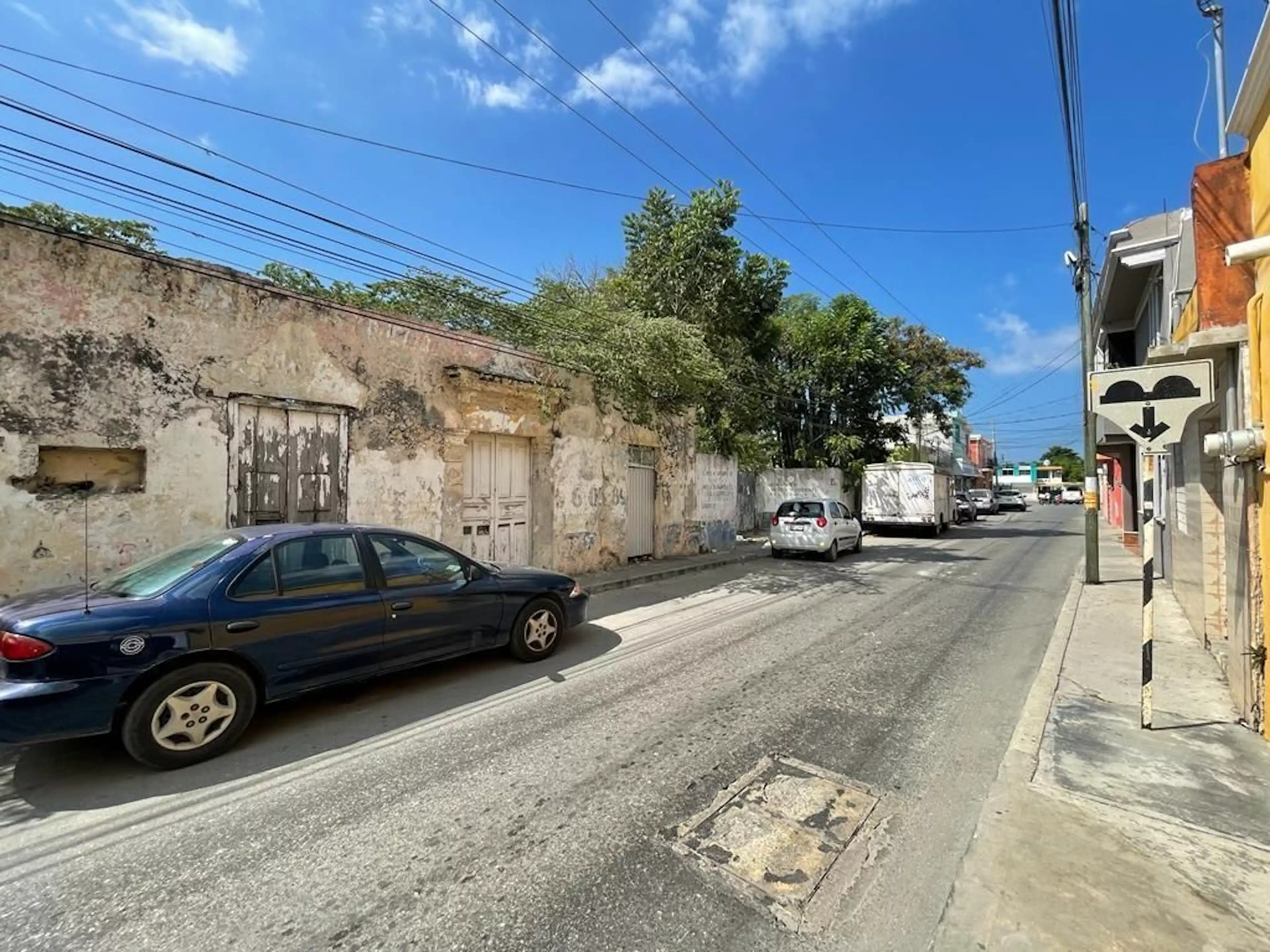 Calle Ecuador 40