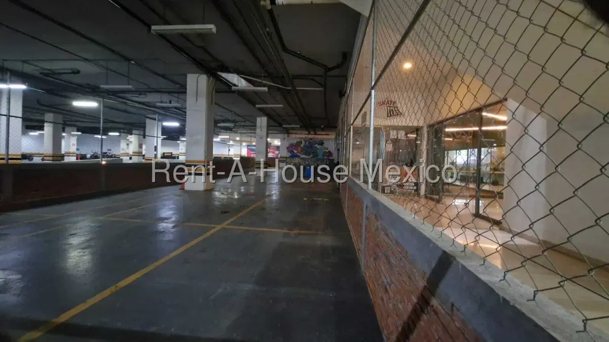 Local Comercial Spot2
