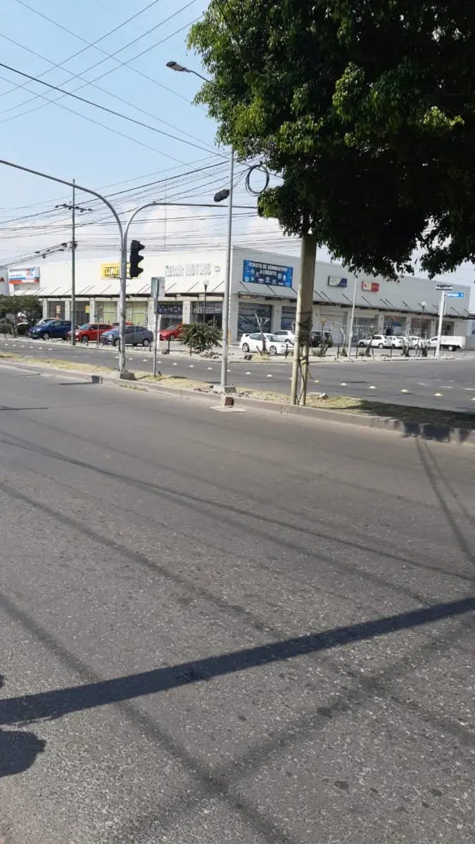 Local Comercial Spot2