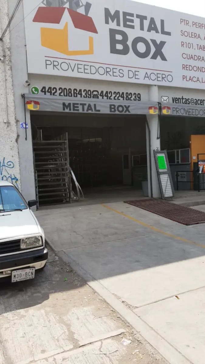 Local Comercial Spot2