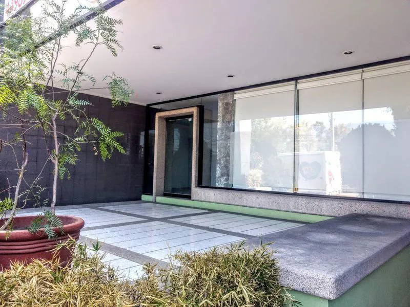 Local Comercial Spot2