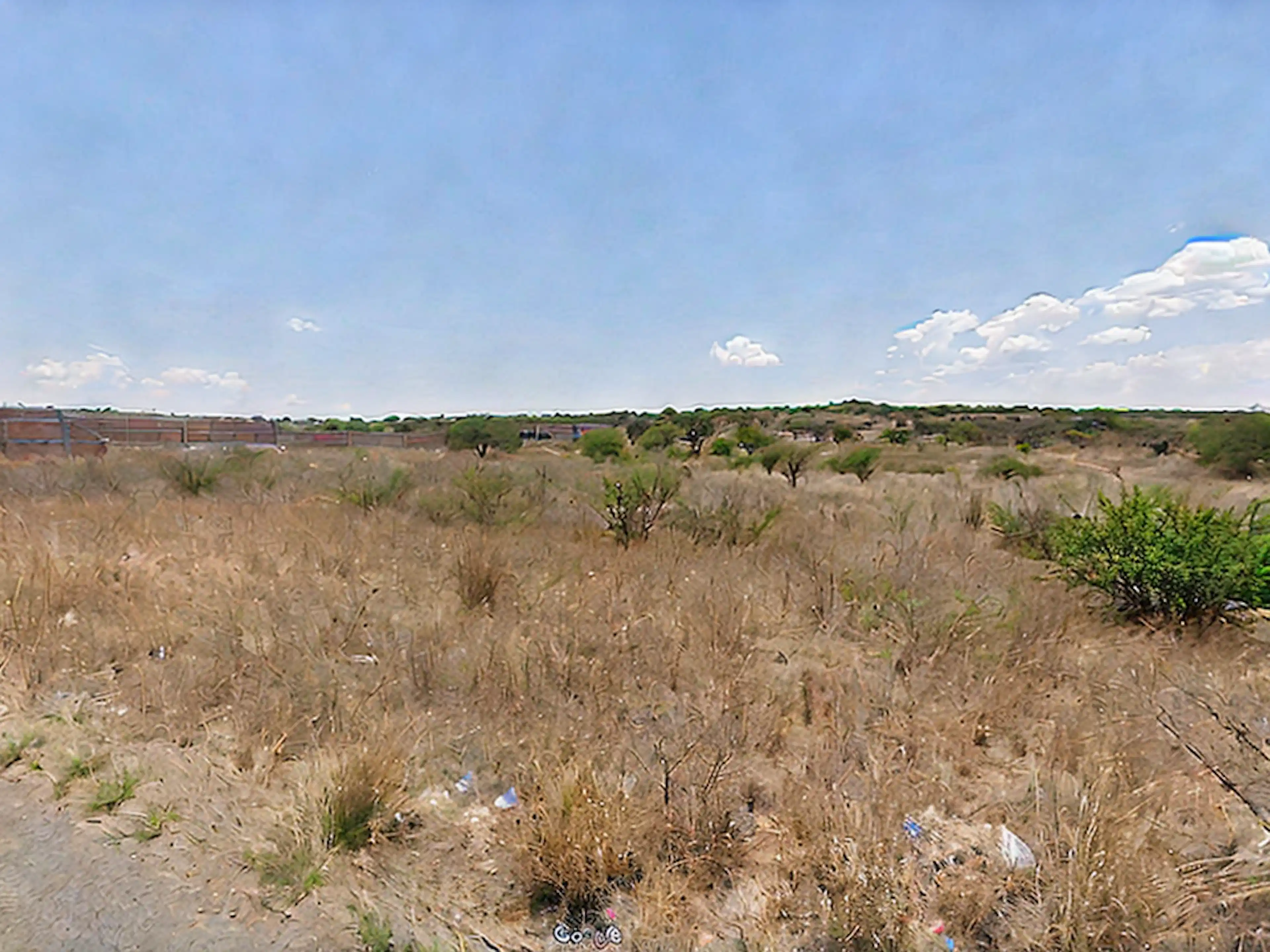 Terreno Plano De Oportunidad Con Uso De Suelo Comercial En Cd. Maderas Qro!