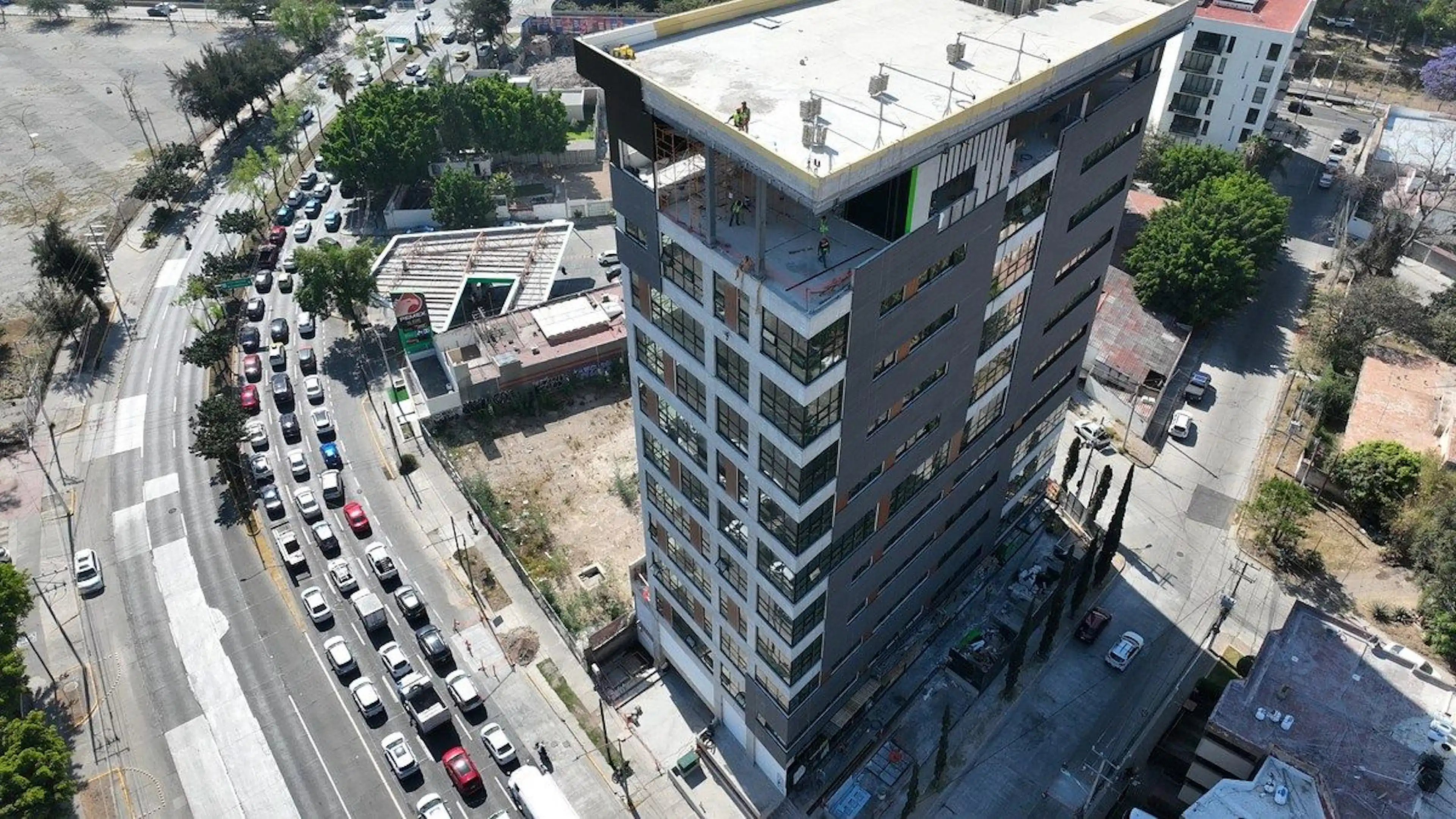 LOCAL EN RENTA TORRE BUCE EN AV. AMERICAS
