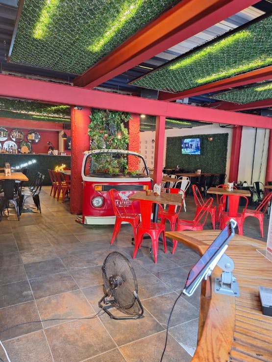 Local Comercial Spot2