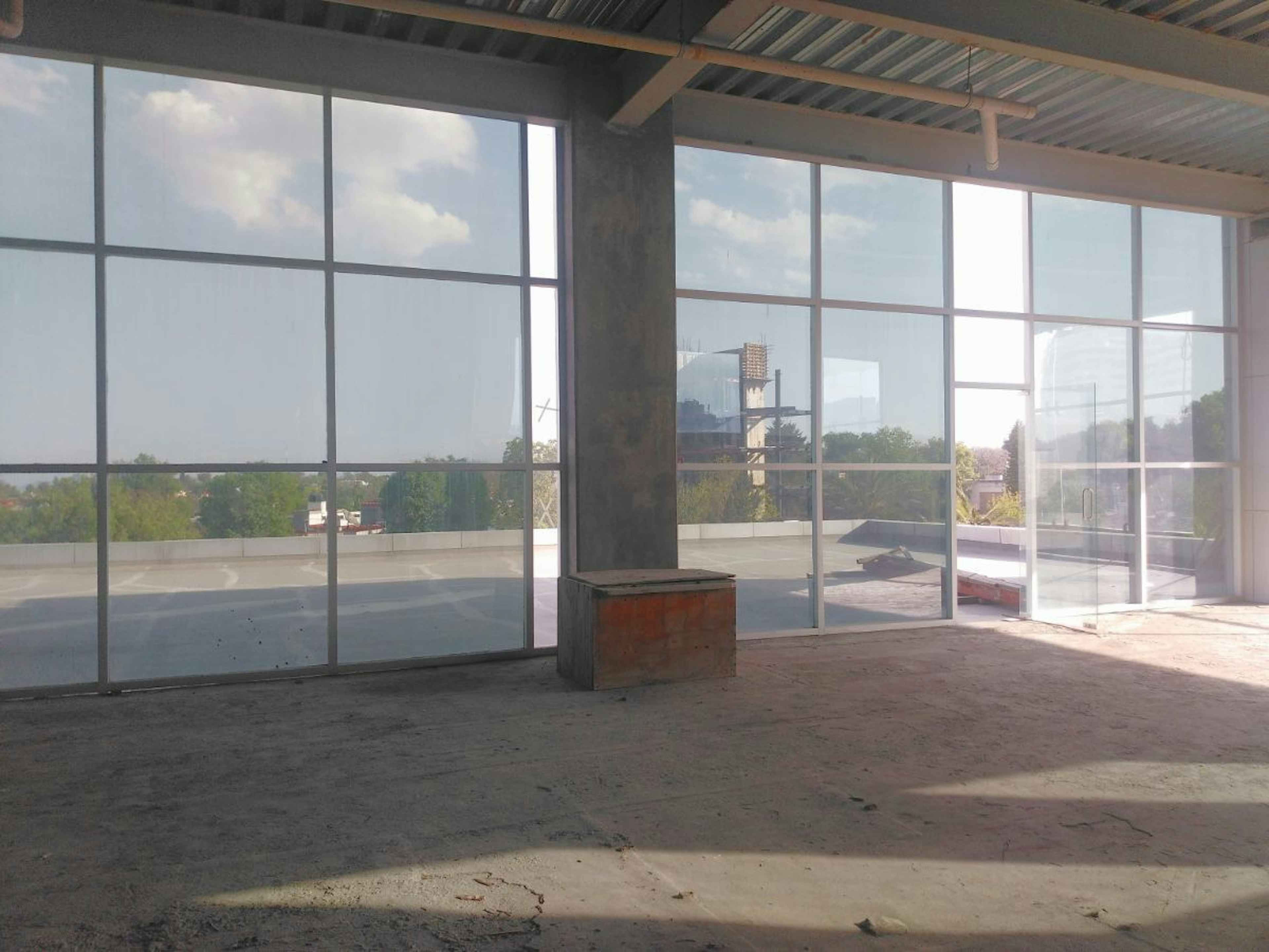 Avenida Paseo De Las Palmas 1065