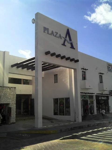 Local Comercial Spot2