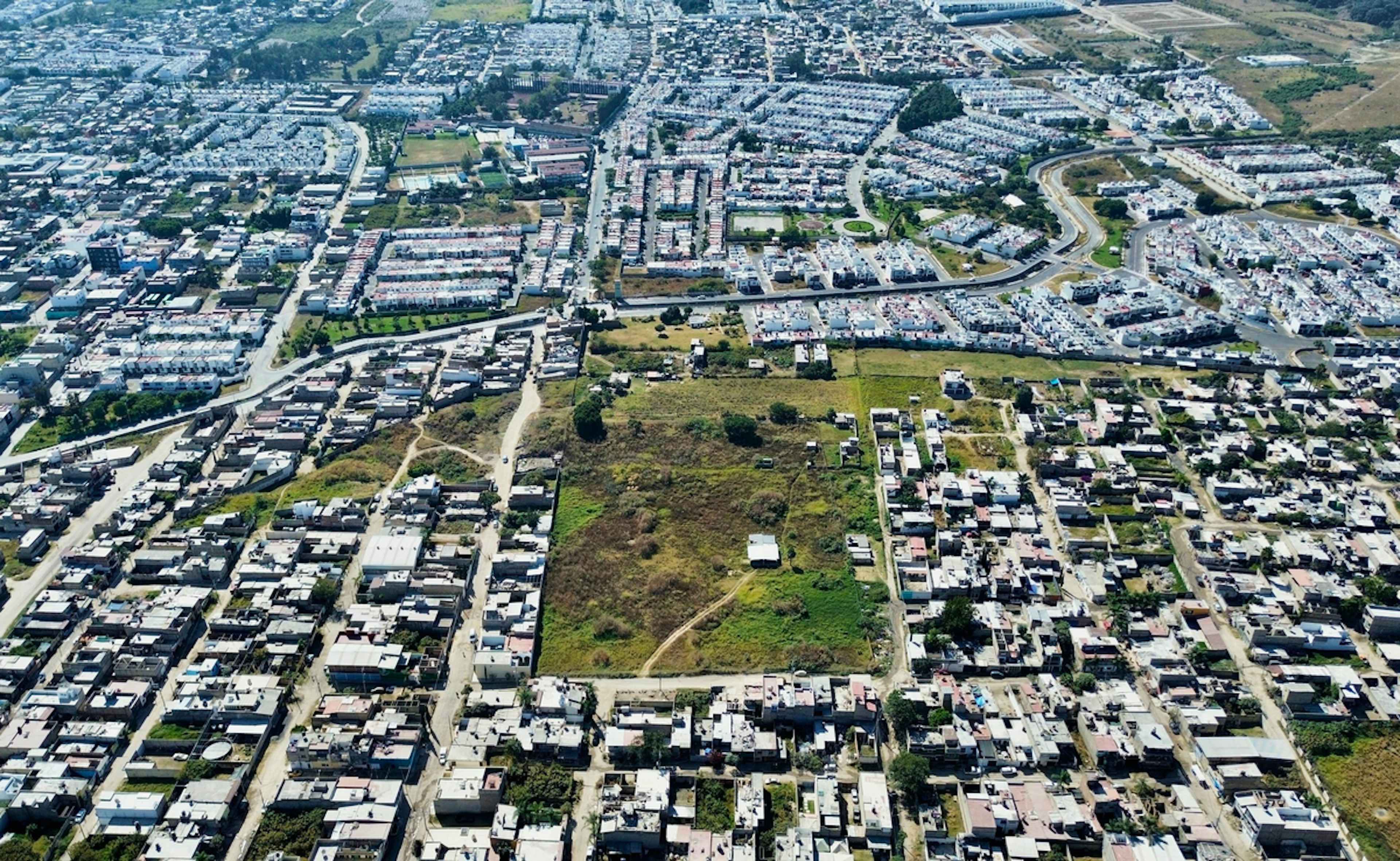 Terreno En Venta | 11,800 M2 | C. Rio Abajo - Arenales Tapatíos El  Fortin