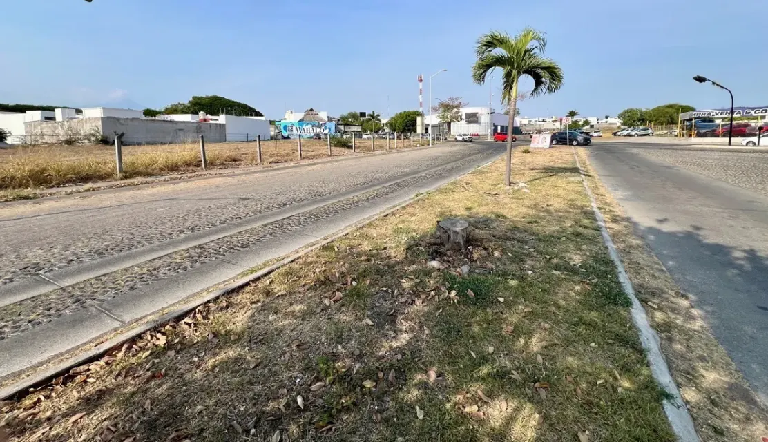 Local Comercial Spot2