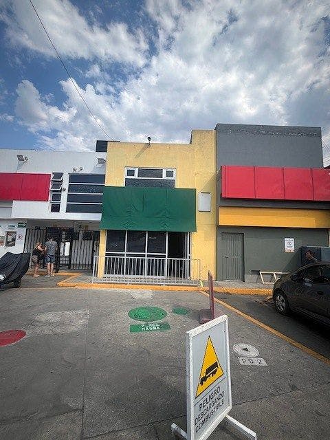 Local Comercial Spot2