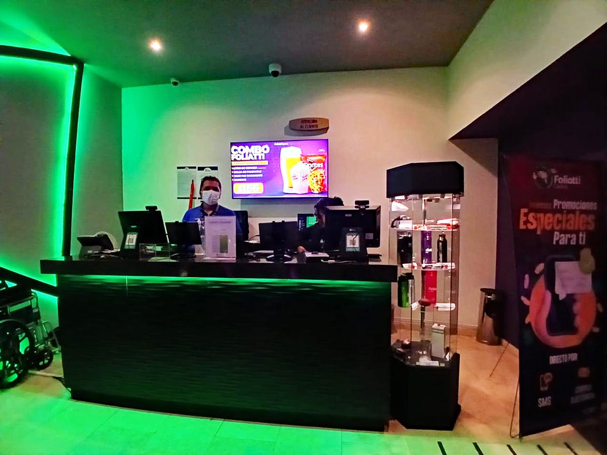 Local Comercial Spot2