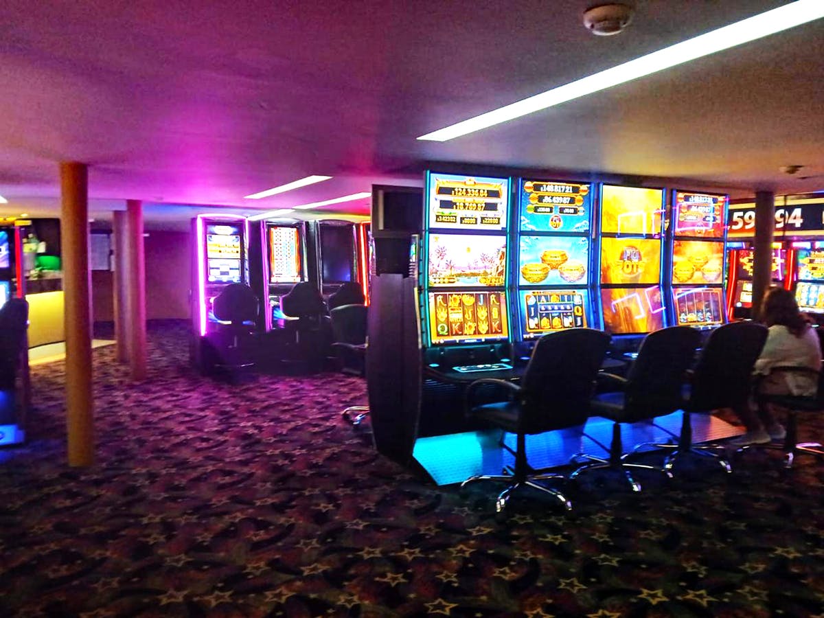 Local Comercial Spot2