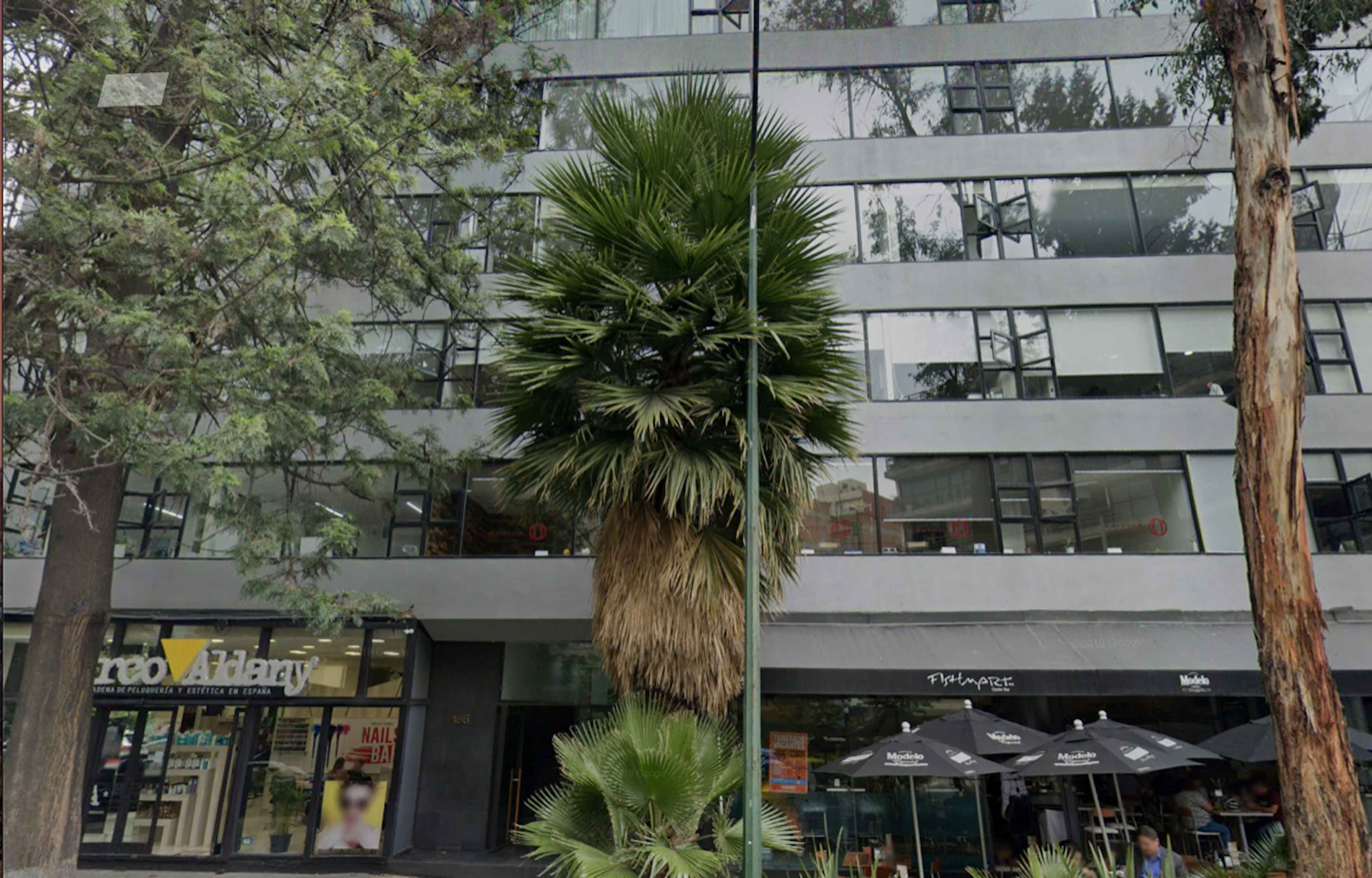 Avenida Isaac Newton