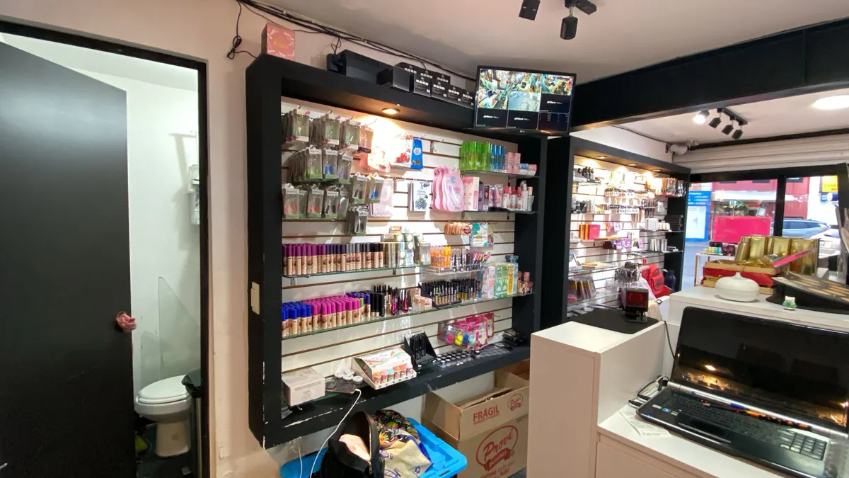 Local Comercial Spot2