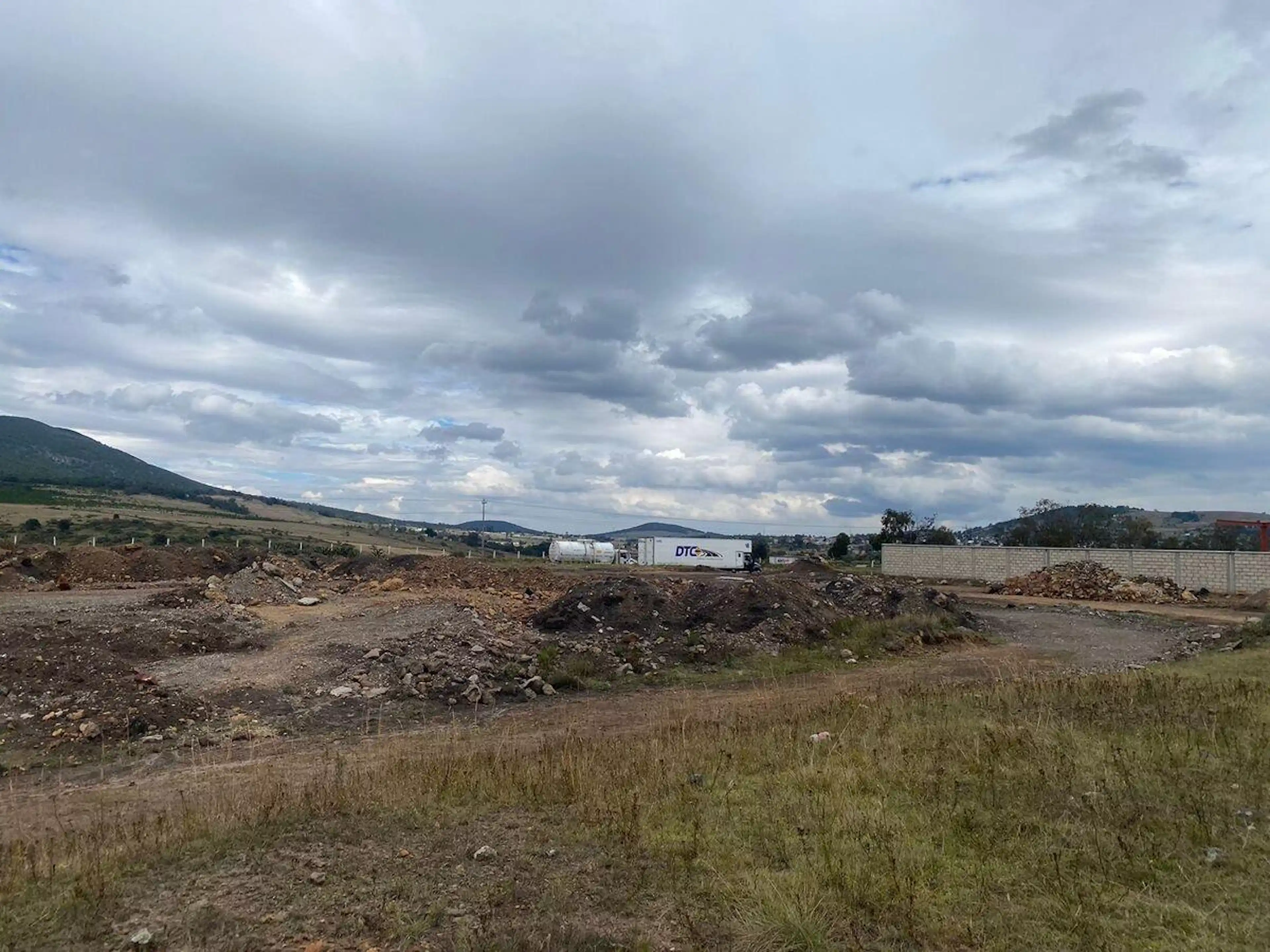 Venta Excelente Terreno en la Autopista México Querétaro km 111