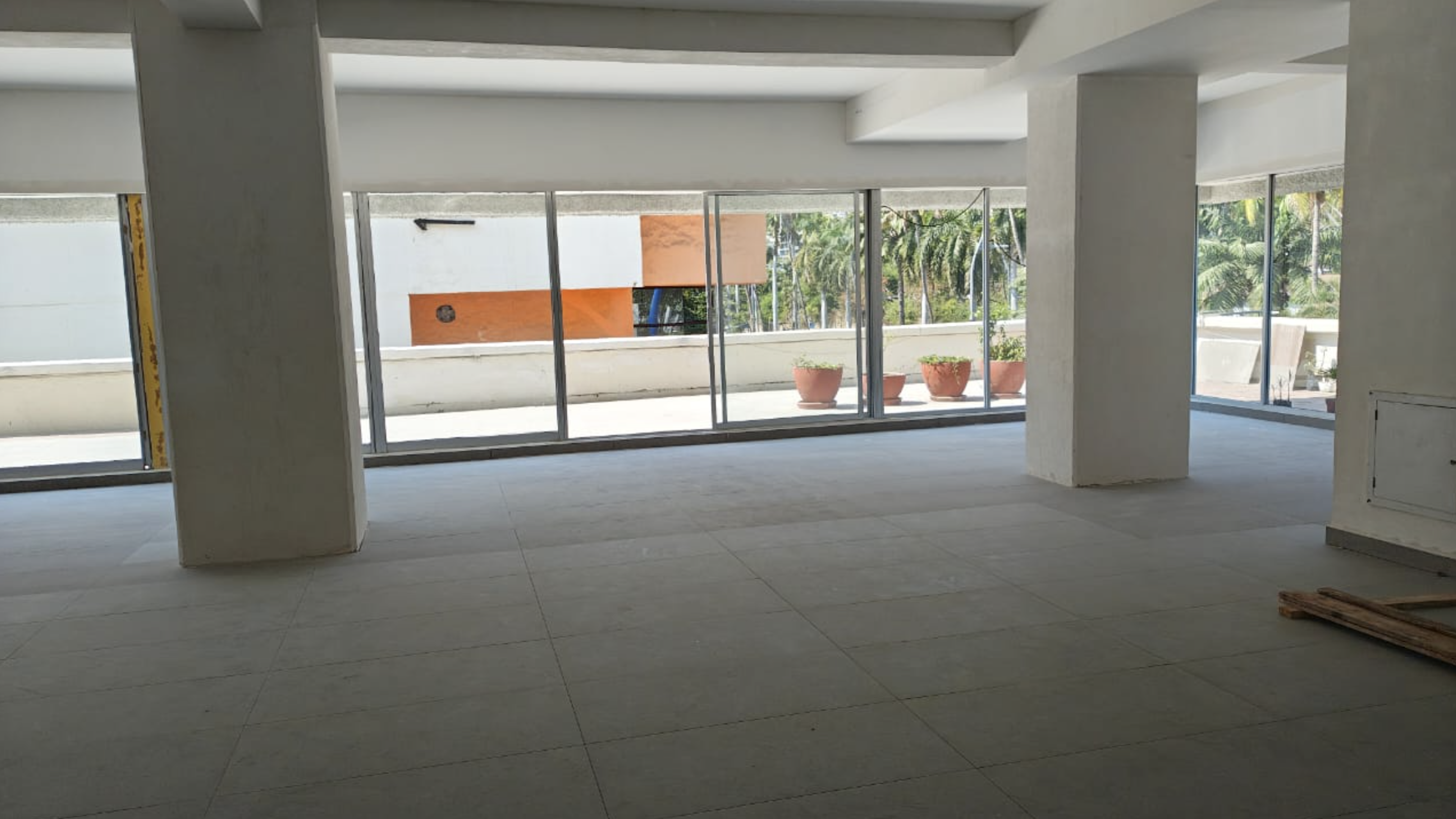 Spot image 0