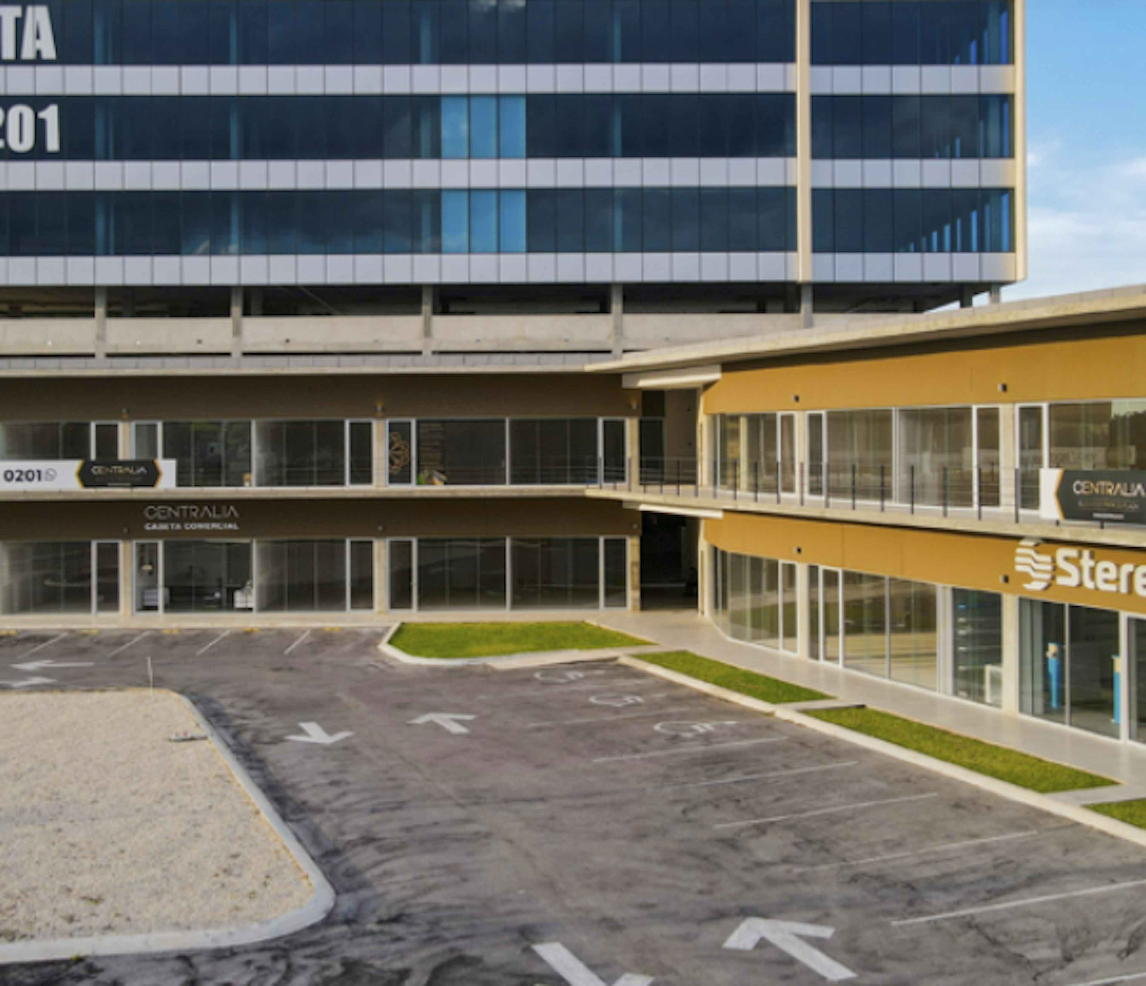 Centralia Mérida Business Park & Plaza "locales"