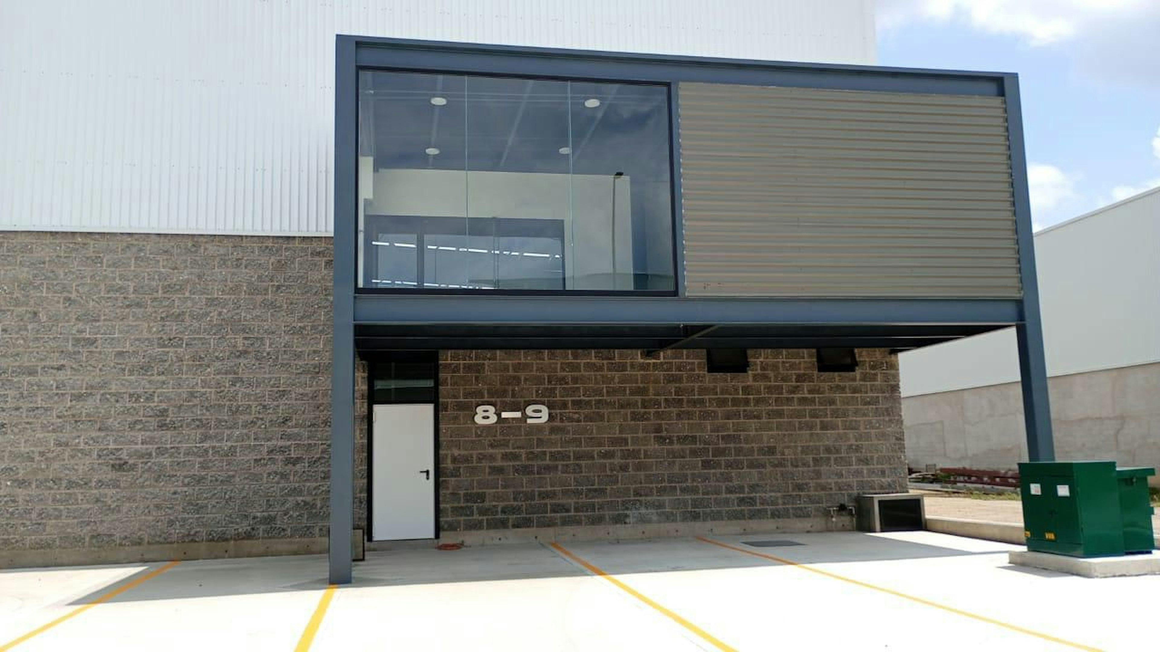 Spot image 0