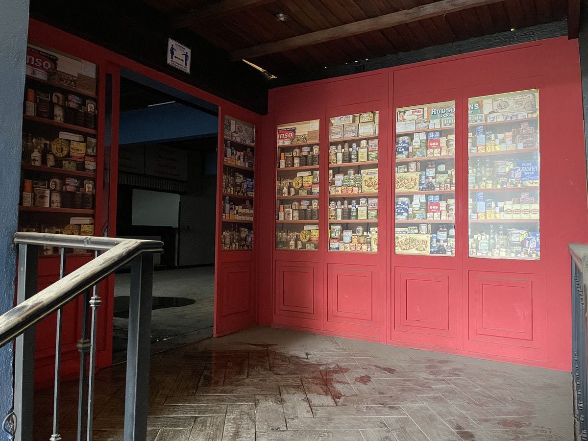 Local Comercial Spot2