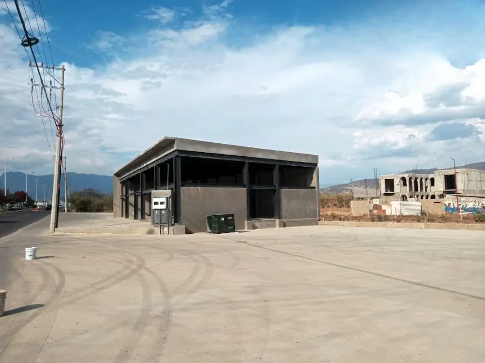 Local Comercial Spot2