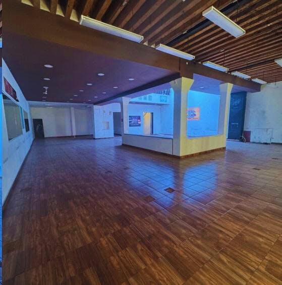 Local Comercial Spot2