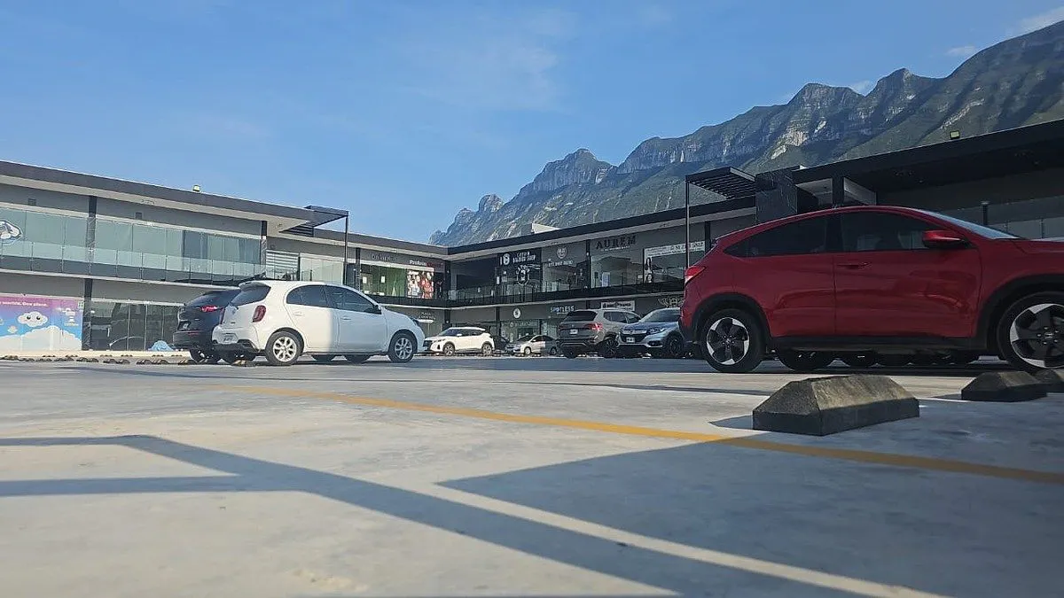 Local Comercial Spot2