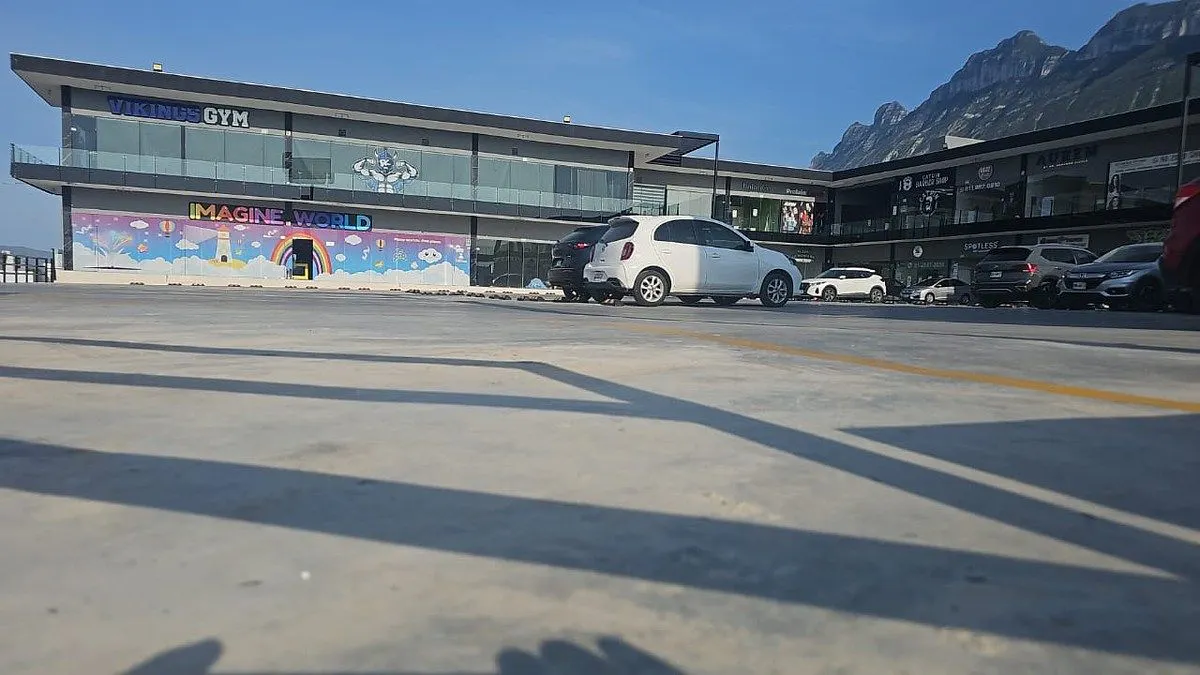 Local Comercial Spot2