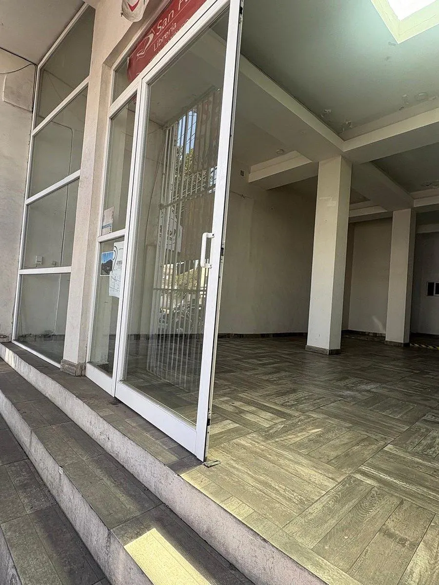 Local Comercial Spot2