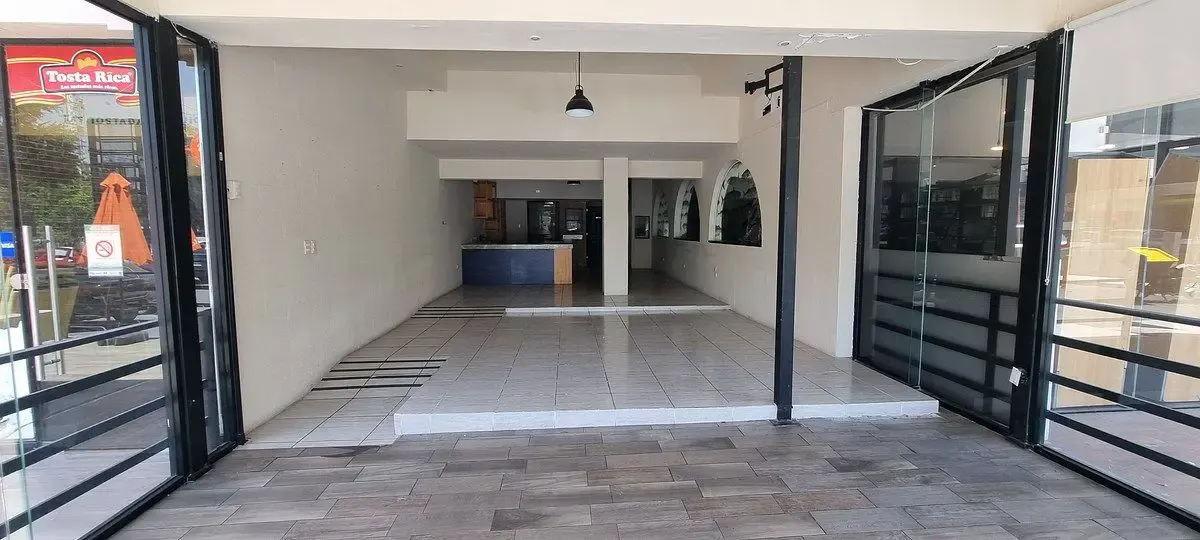 Local Comercial Spot2