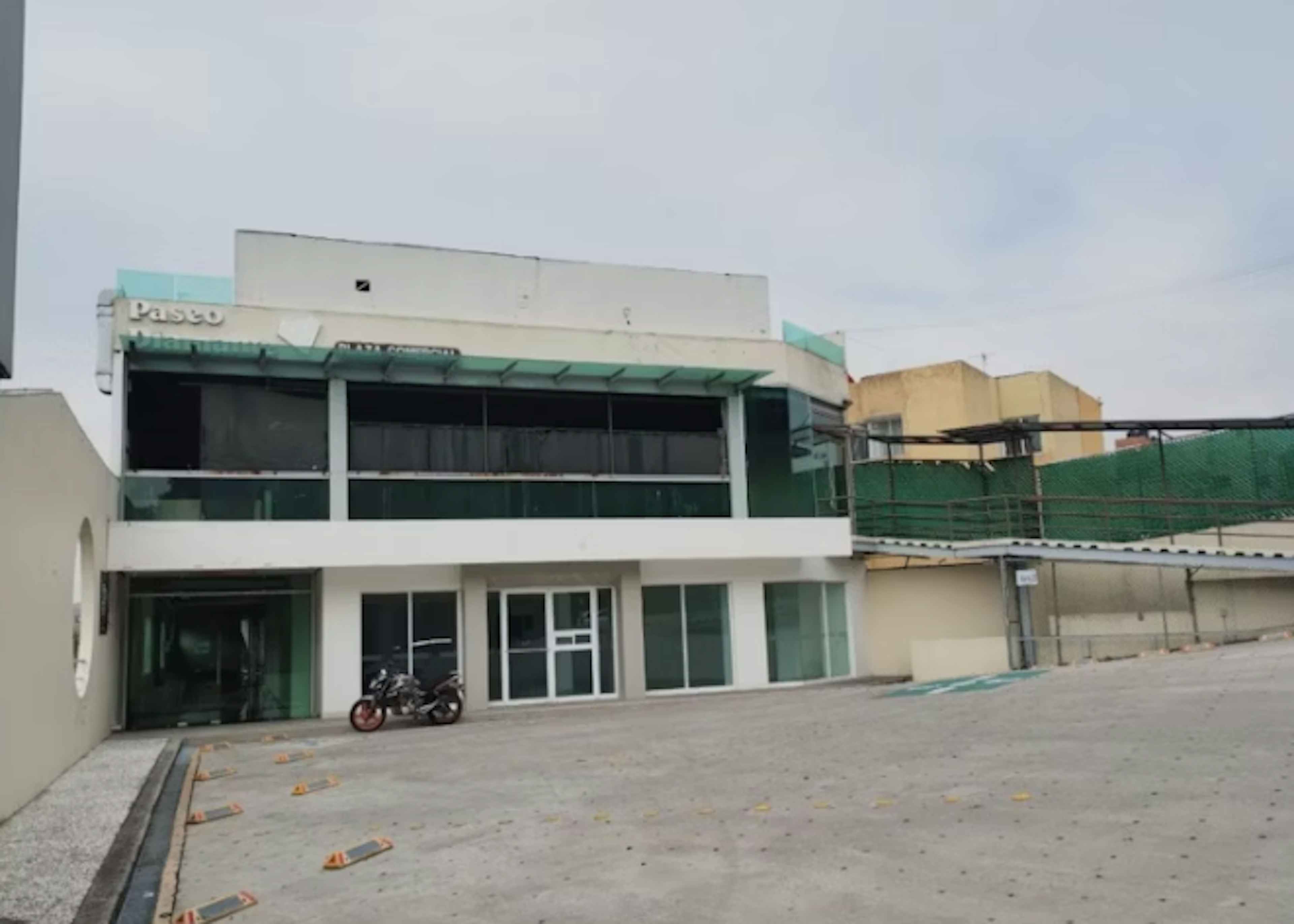 Av. Lomas Verdes 961