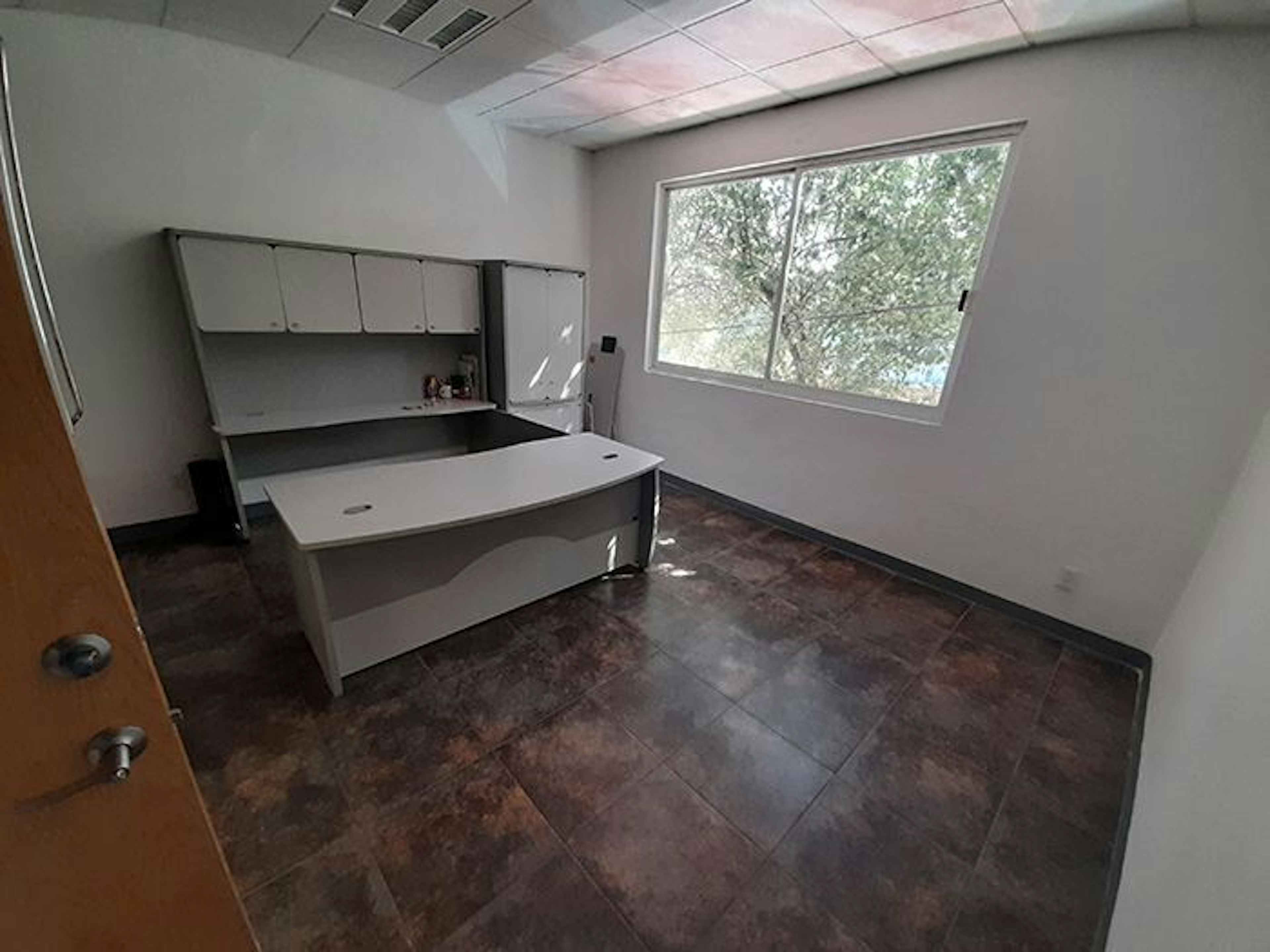 Avenida Eugenia 417-42