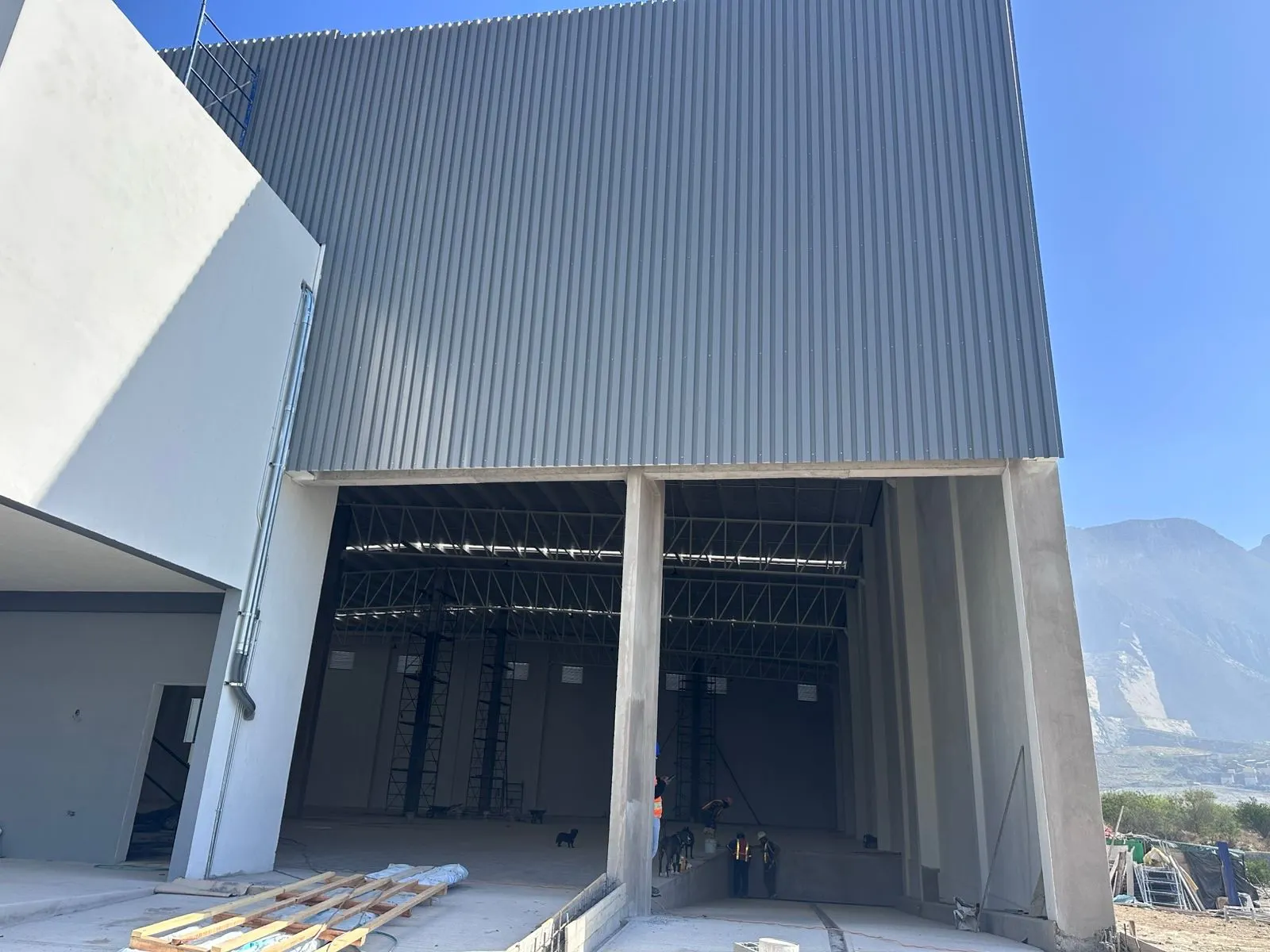 Industrial Spot2