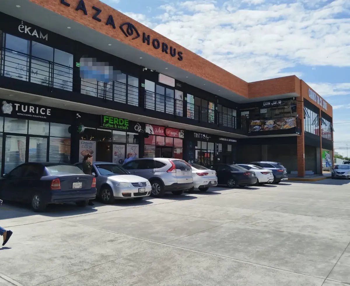 Local Comercial Spot2