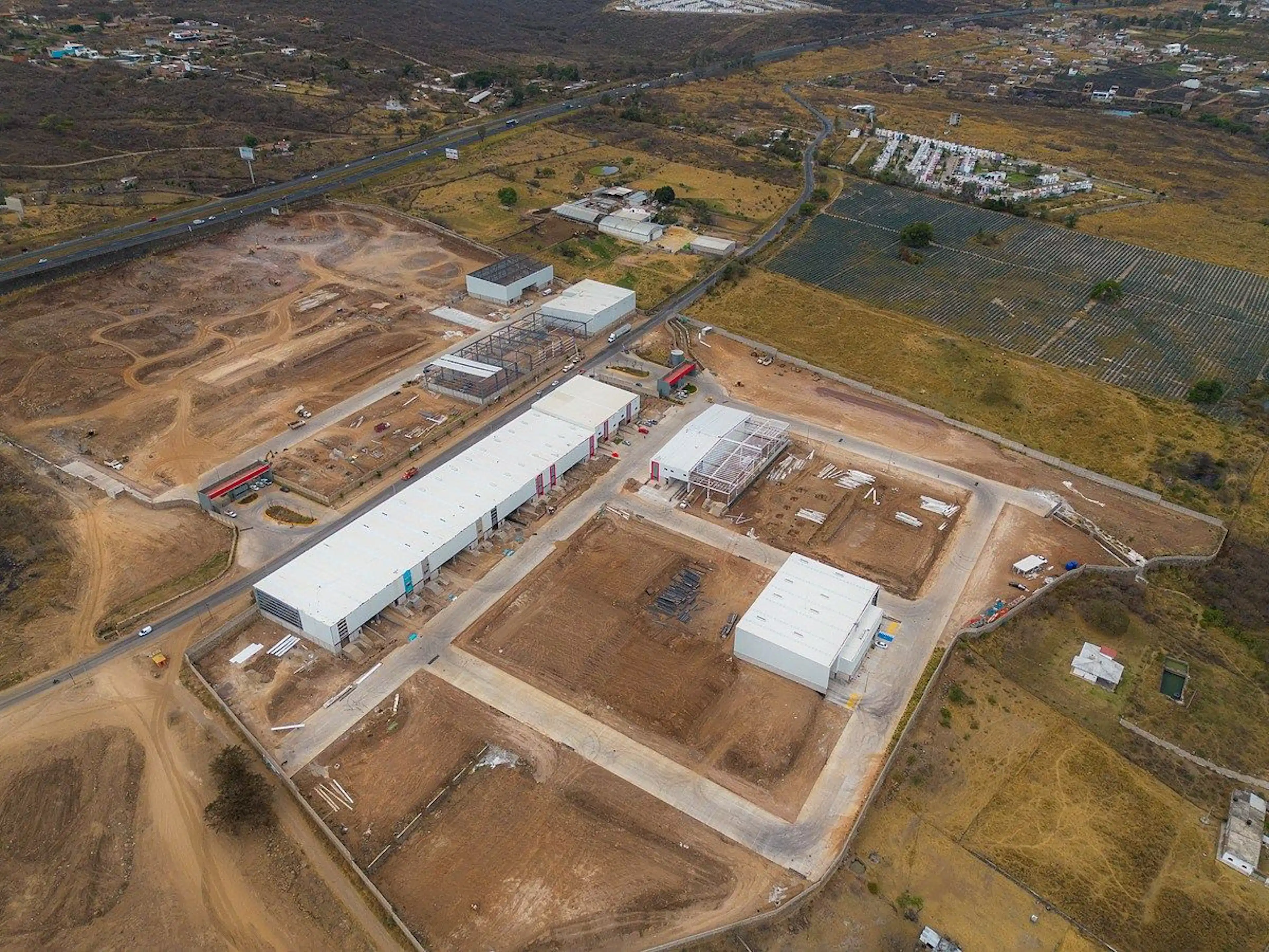 NAVE EN RENTA EN PARQUE INDUSTRIAL INDUJAL