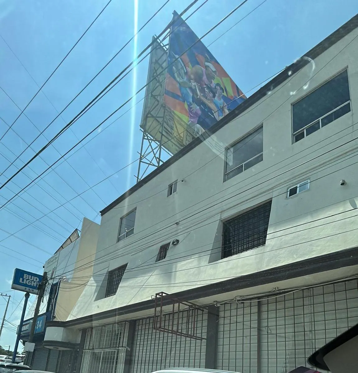 Local Comercial Spot2