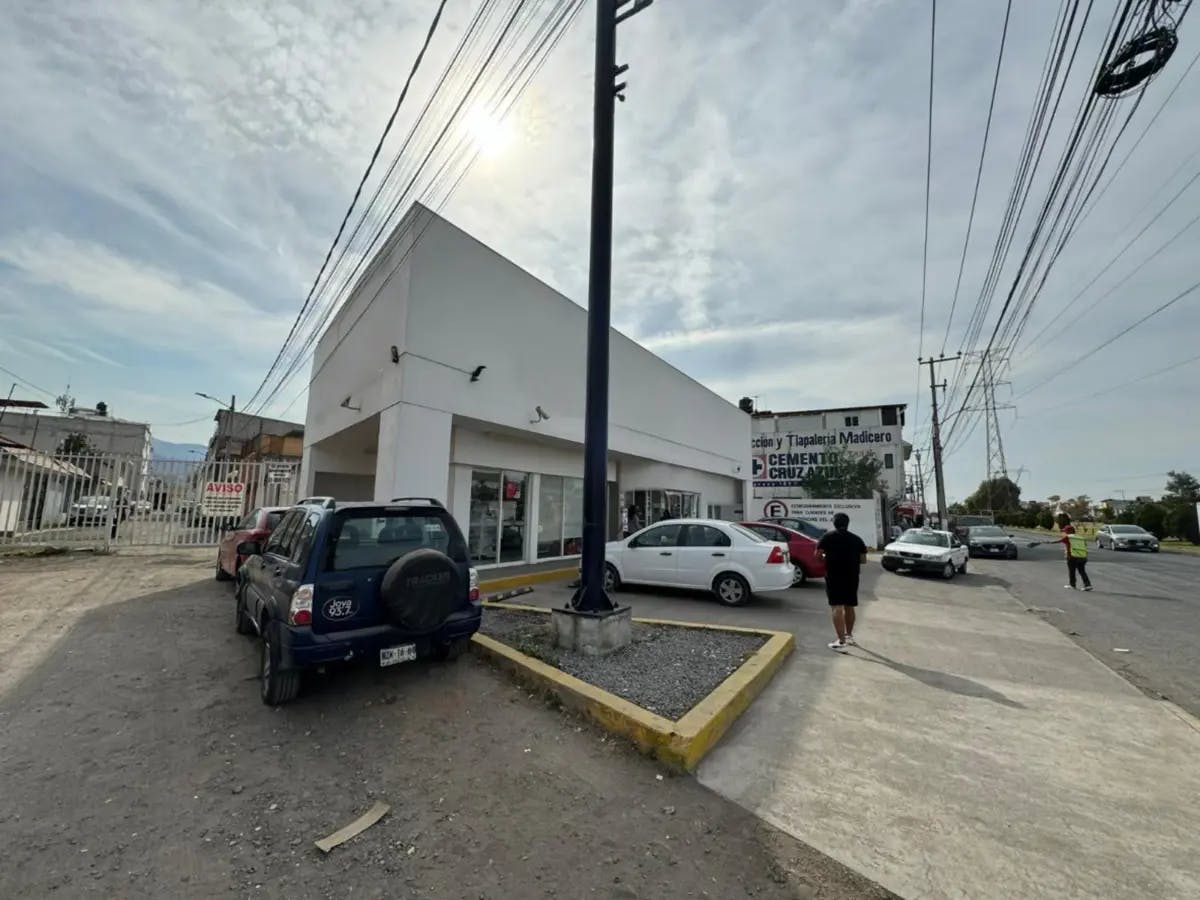 Local Comercial Spot2