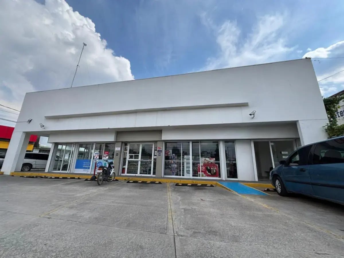 Local Comercial Spot2