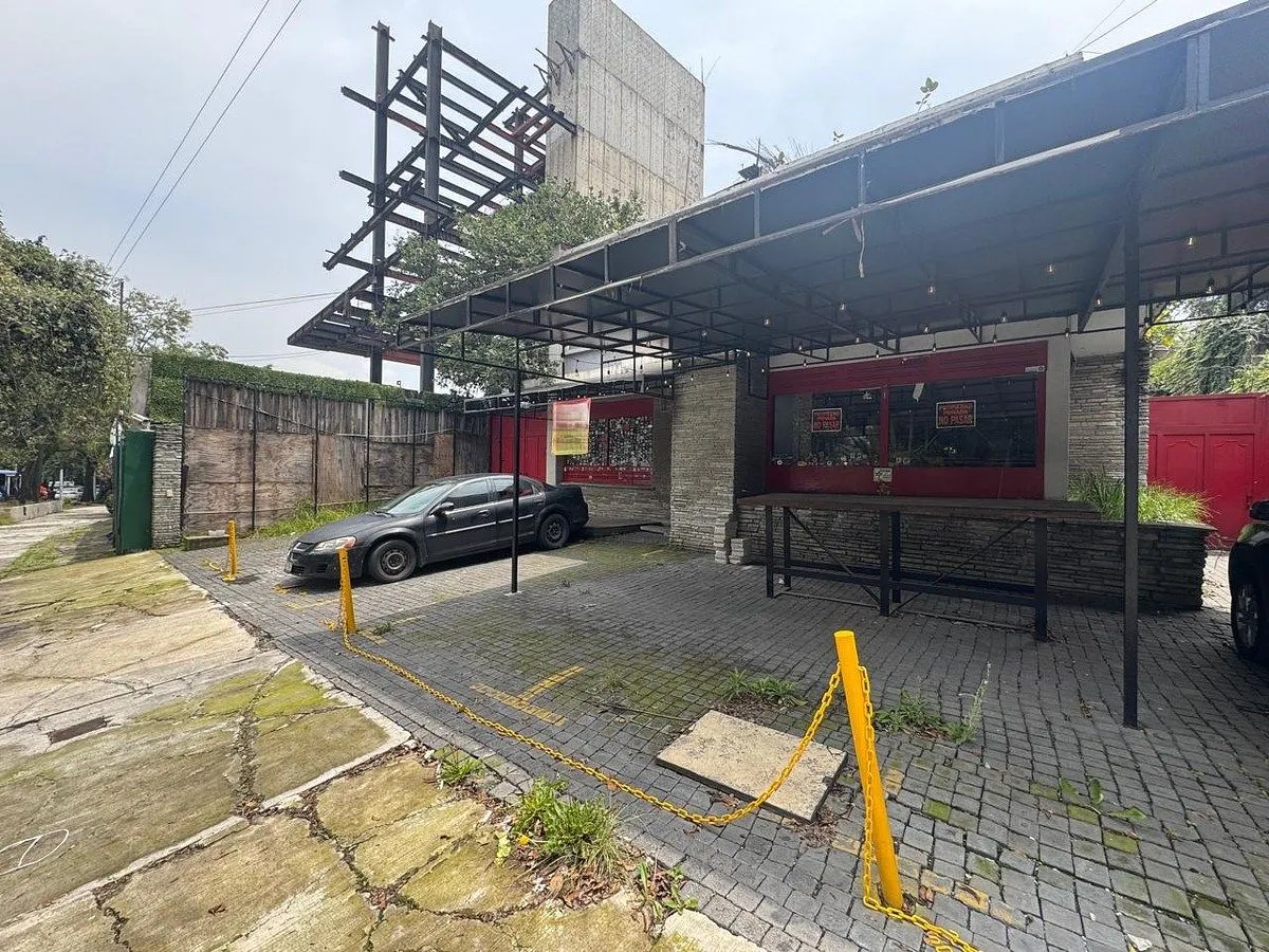 Local Comercial Spot2