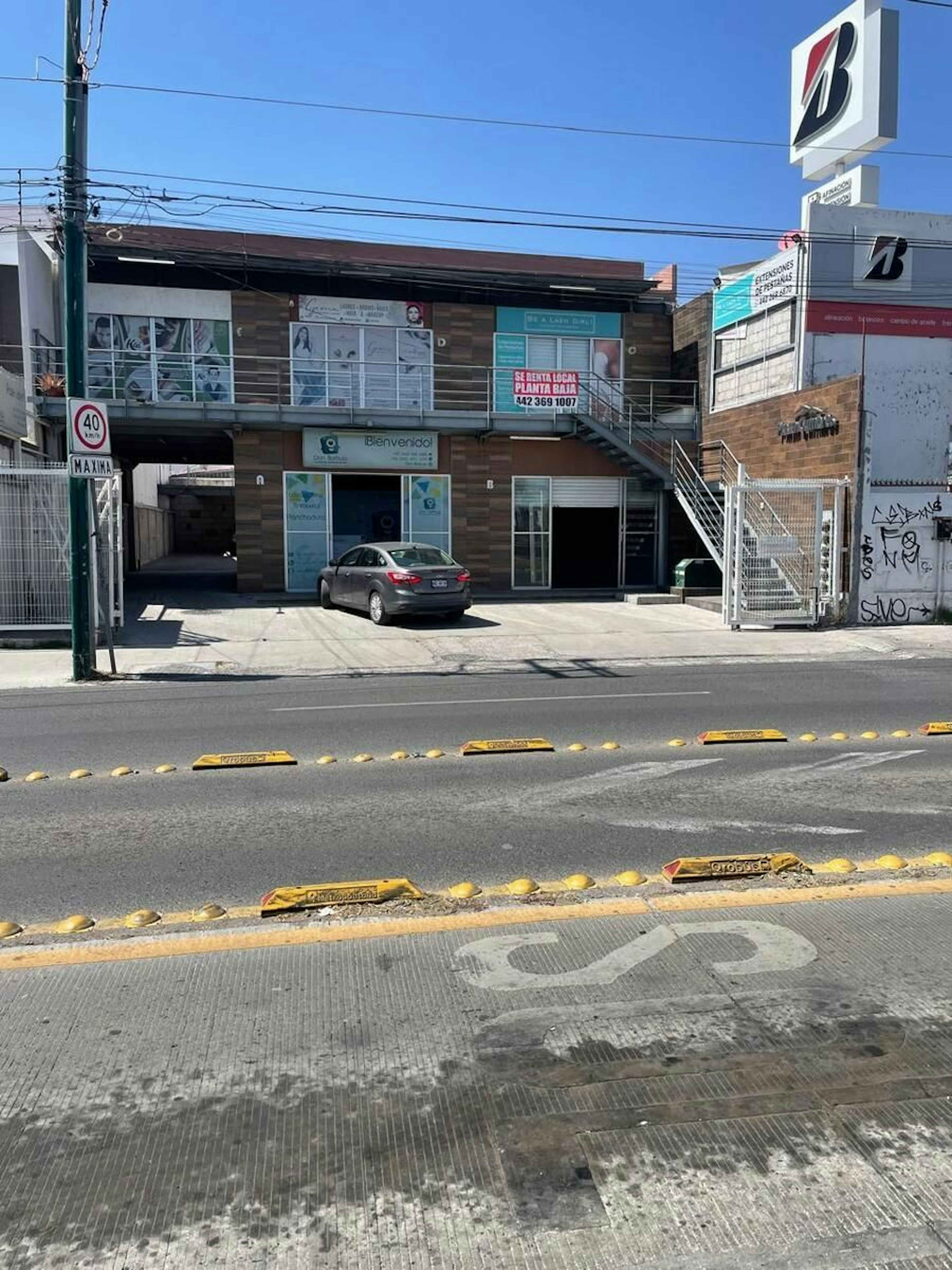 Avenida Cerro Sombrerete