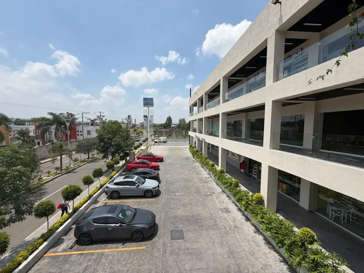 Local Comercial Spot2