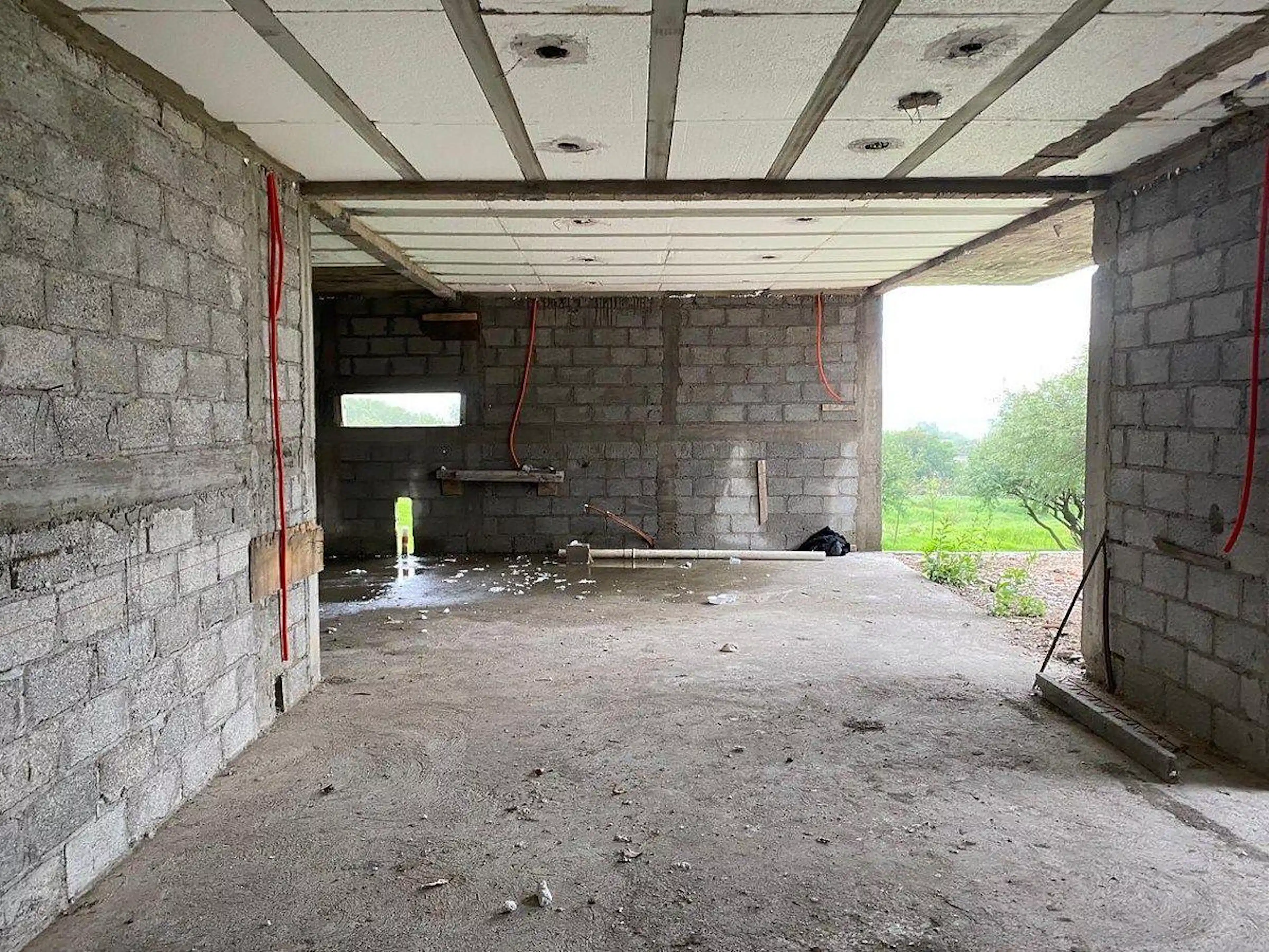 Terreno Con Construcción En Venta