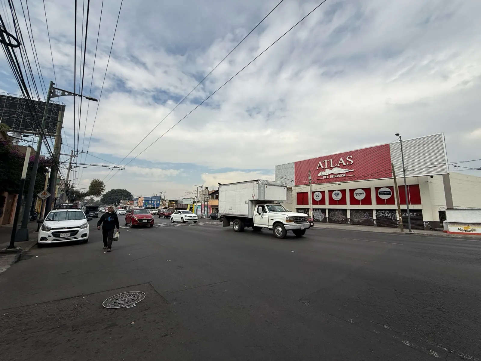 Local Comercial Spot2