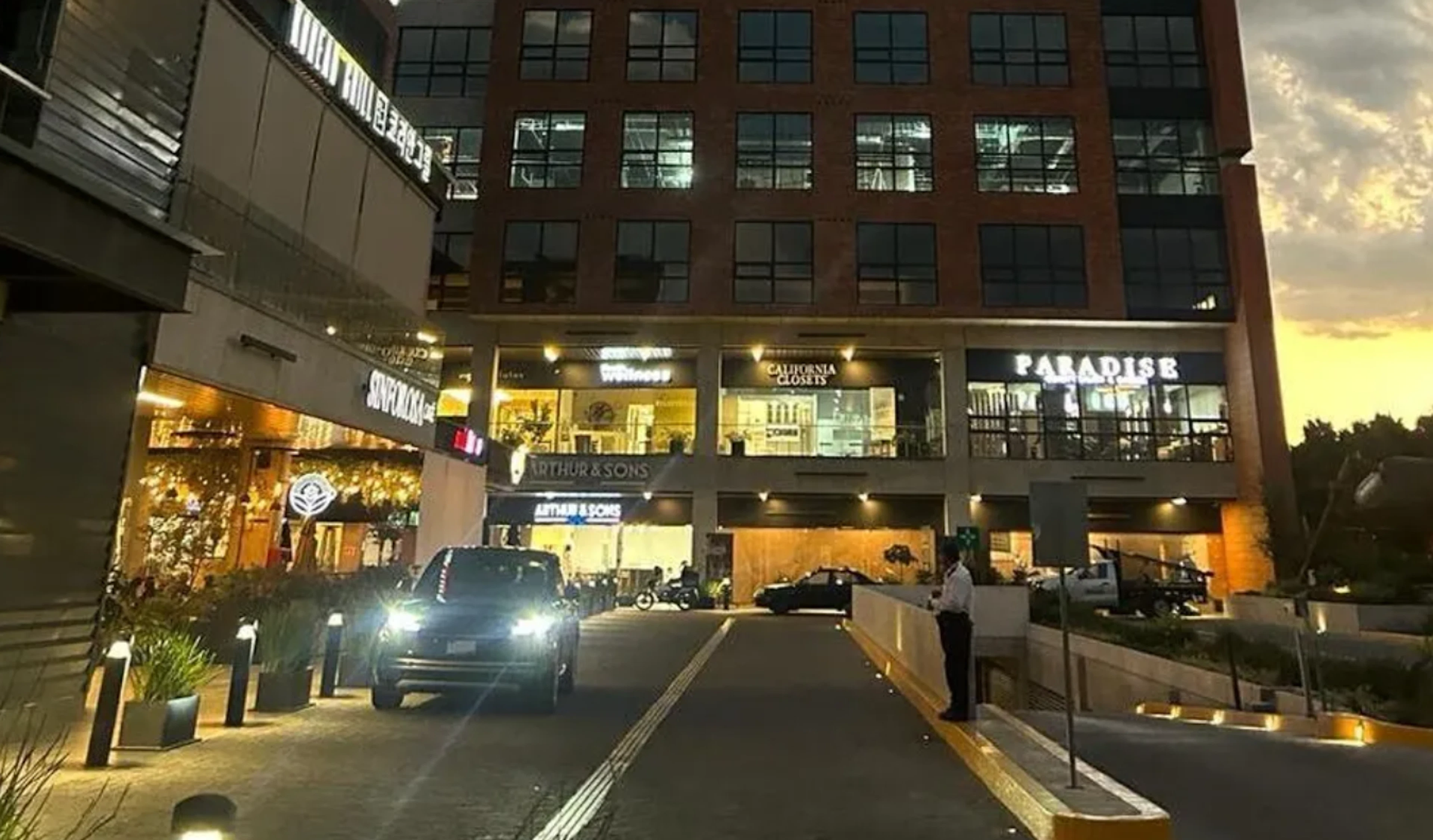 Local Comercial Spot2